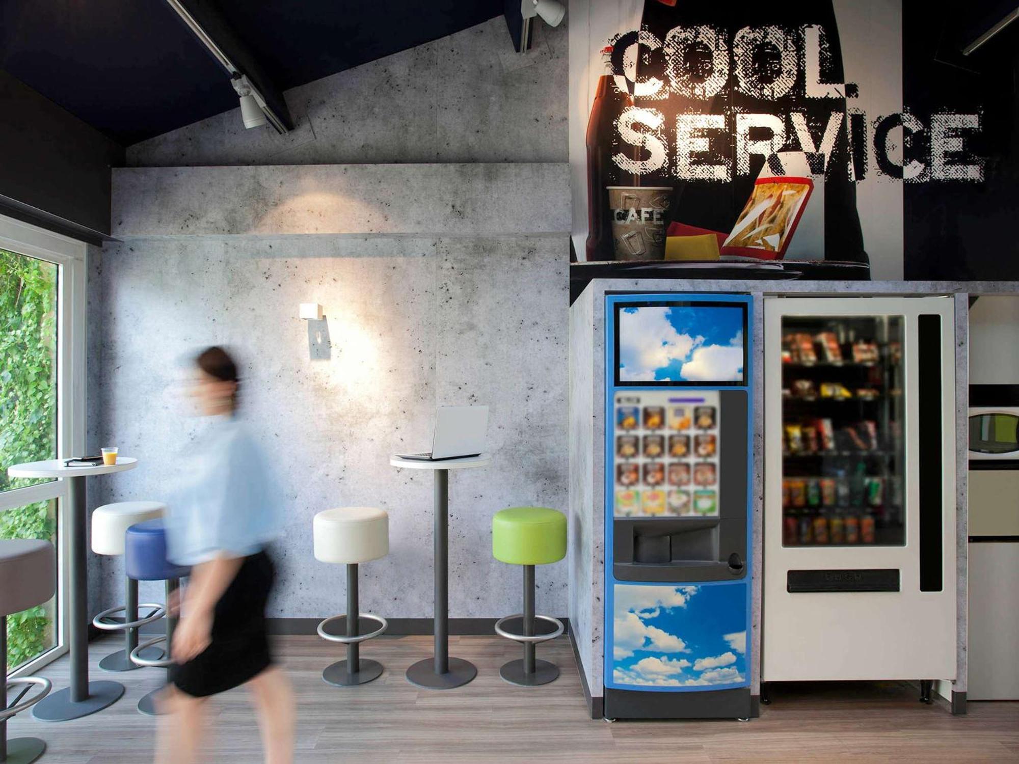 Ibis Budget Tarbes Zewnętrze zdjęcie